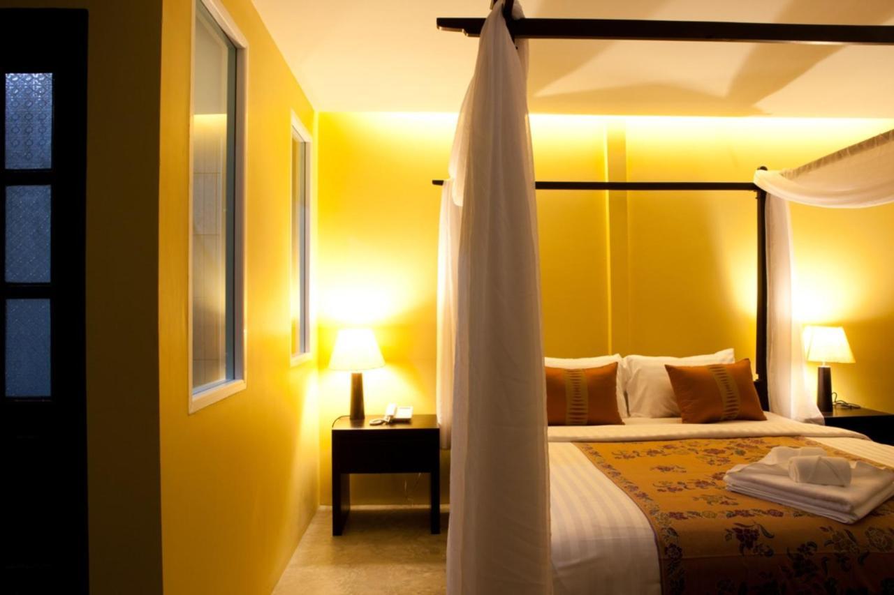Hotel Baan Phuanda Phuket Exteriér fotografie
