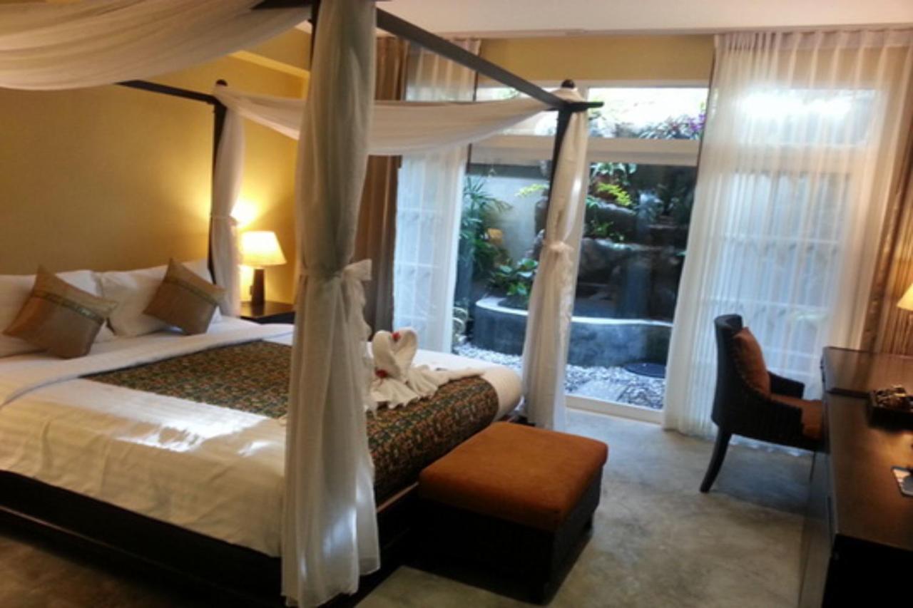 Hotel Baan Phuanda Phuket Exteriér fotografie