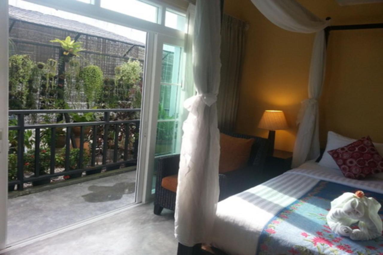 Hotel Baan Phuanda Phuket Exteriér fotografie