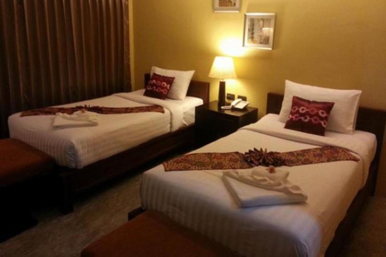 Hotel Baan Phuanda Phuket Exteriér fotografie