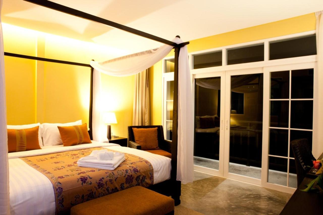 Hotel Baan Phuanda Phuket Exteriér fotografie