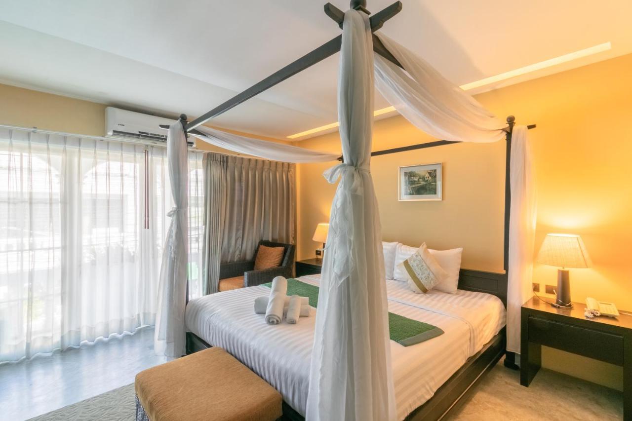 Hotel Baan Phuanda Phuket Exteriér fotografie