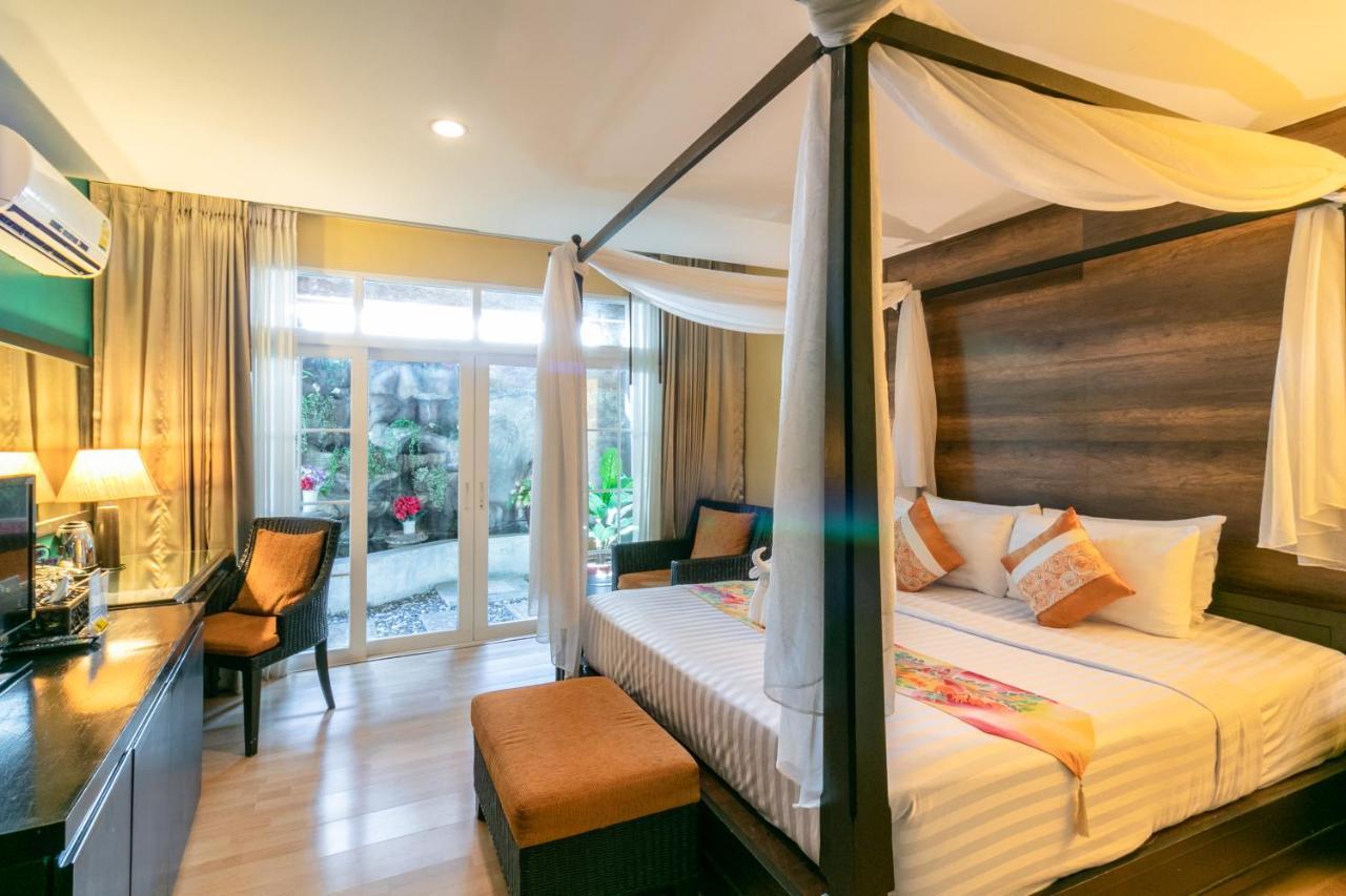 Hotel Baan Phuanda Phuket Exteriér fotografie